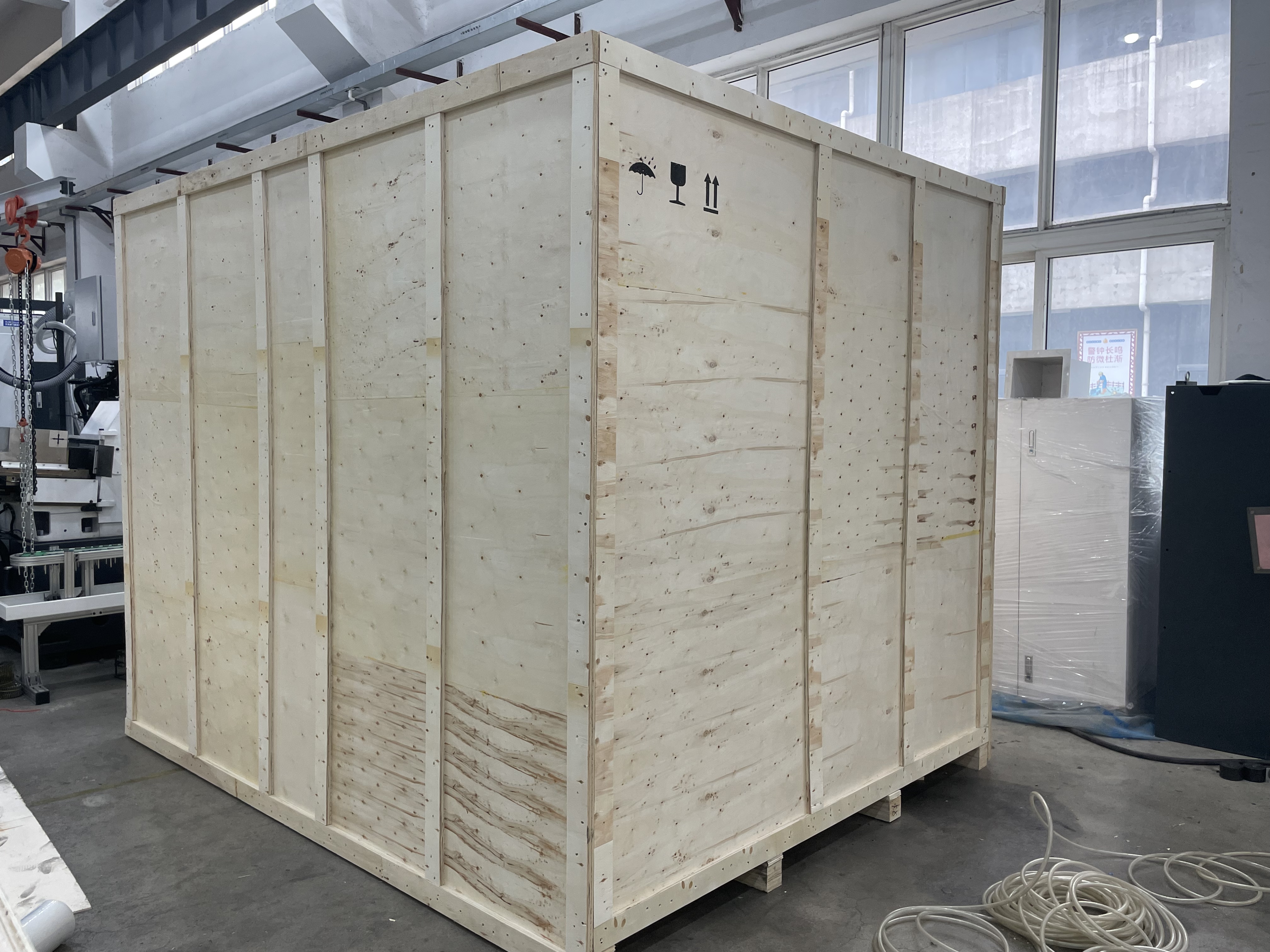 Expert Equipment Packaging & Global Delivery 